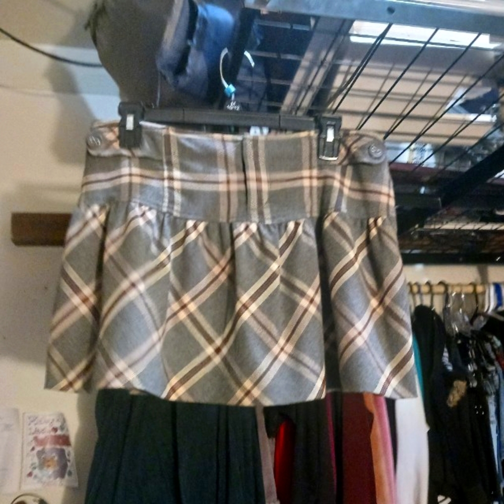 Tildon Gray Plaid Pleated Mini Skirt
